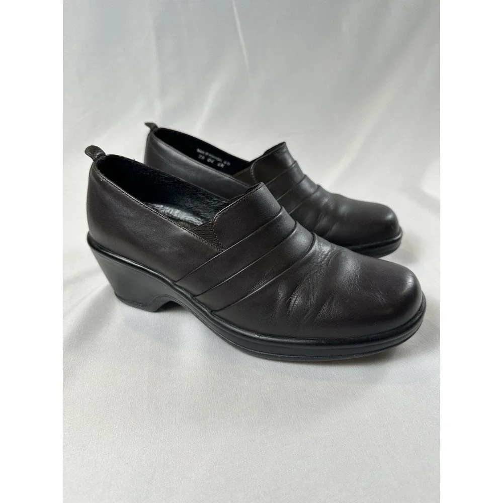 Dansko slight wear